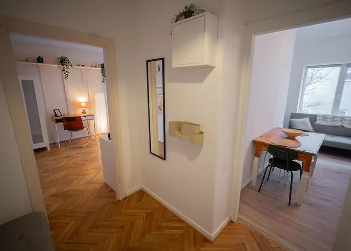 18 Powisle Apartment Warsaw